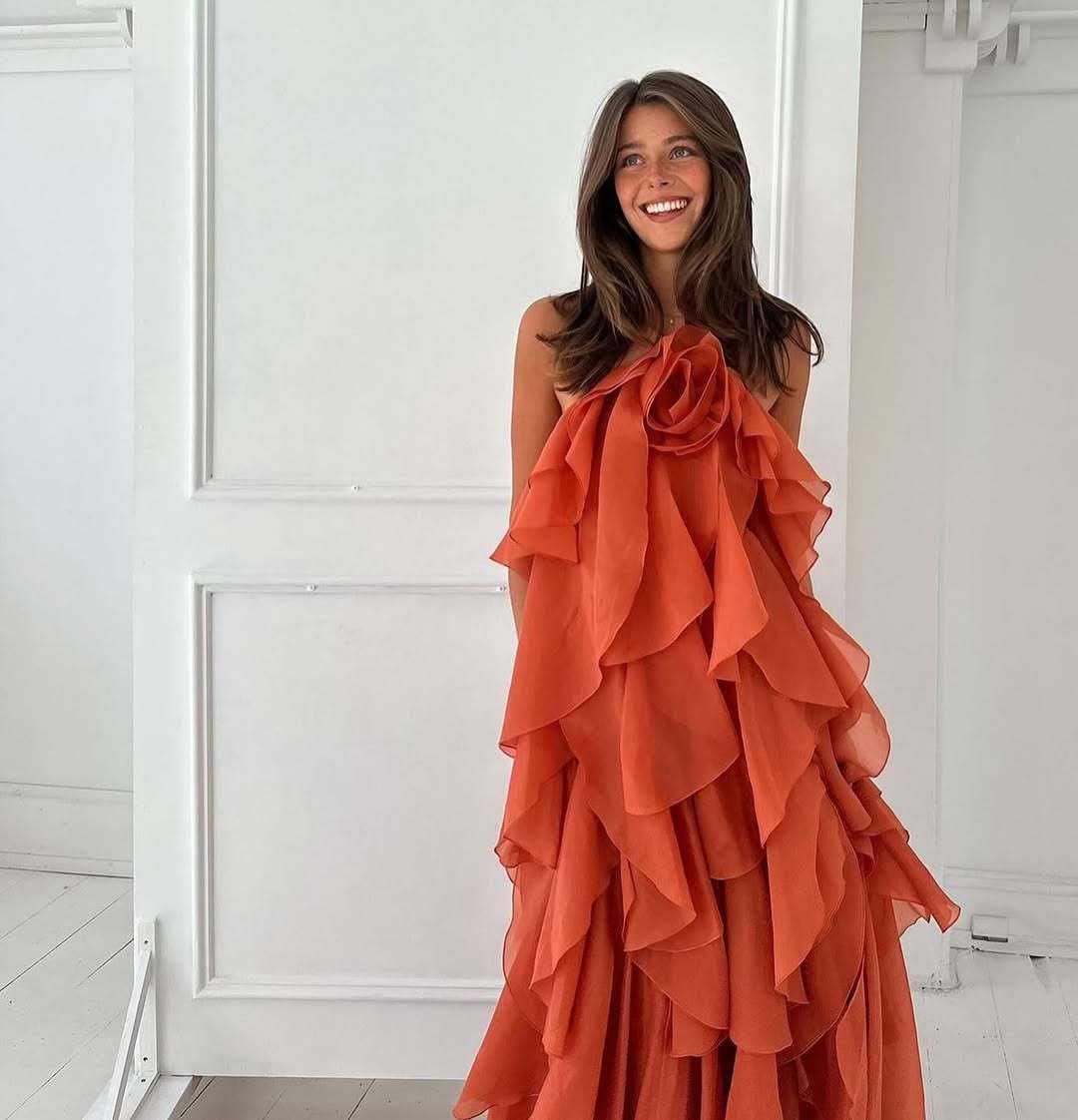 A Line 2025 Women's Sleeveless Sundress Summer Evening Flowy Spaghetti Strap Halter Ruffled Backless Maxi Dress for Women Ladies