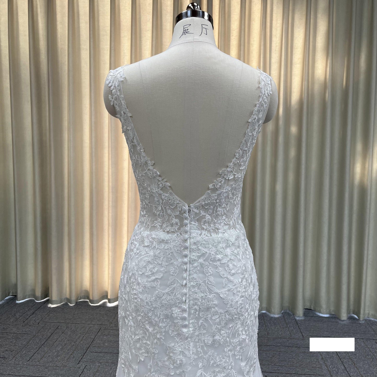 V-neck Bridal Gowns Elegant Women's Sleeveless Satin Lace Back Prom Dresses High-end Bridal Wedding Dresses