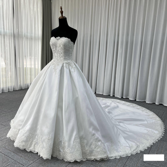 Strapless Style Bridal Gowns Elegant Women's Sleeveless Satin Lace Back Prom Dresses High-end Bridal Wedding Dresses