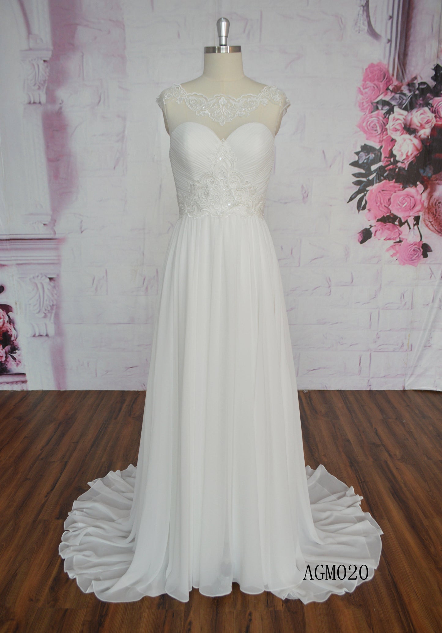 Sweetheart Sleeveless Backless Lace Wedding Dresses Luxury Design Bridal Gowns