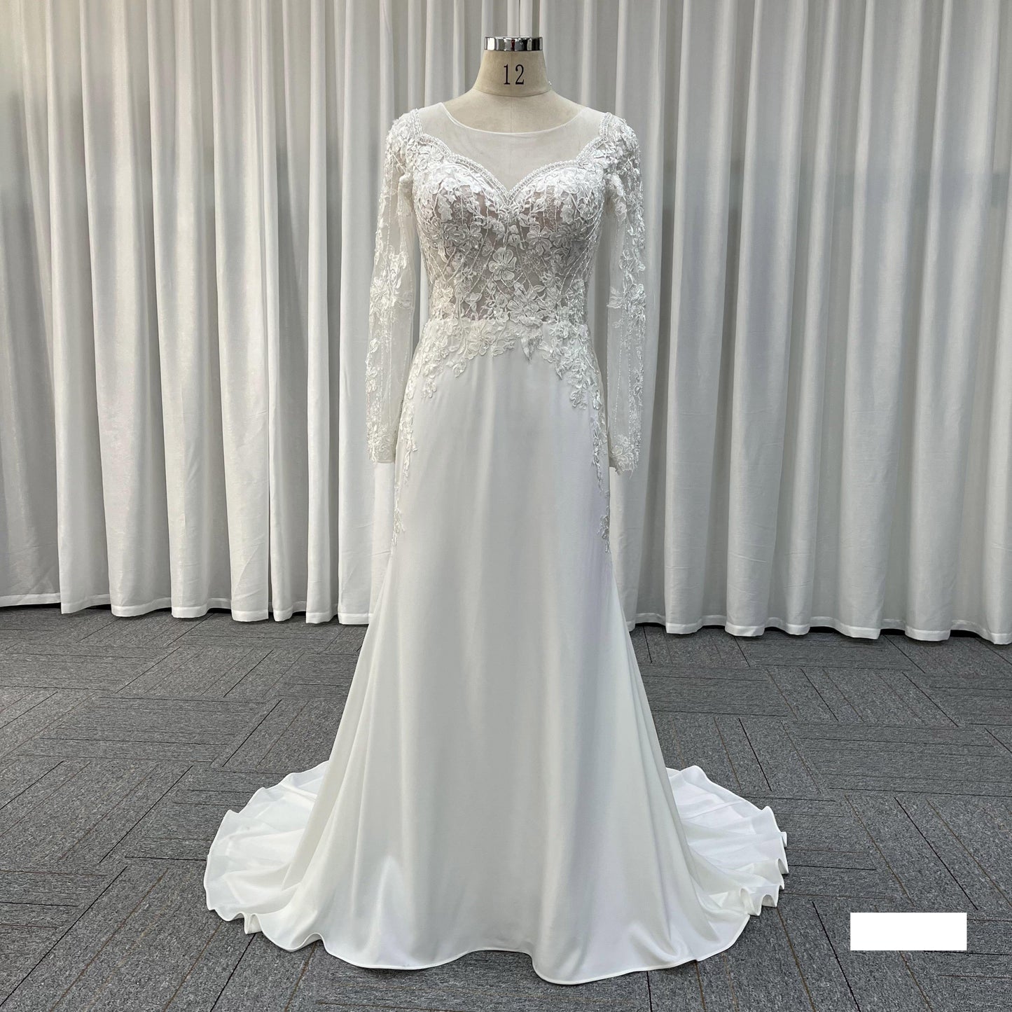 V Neck Bridal Gowns Elegant Women's Long Sleeve Satin Lace Back Prom Dresses High-end Bridal Wedding Dresses